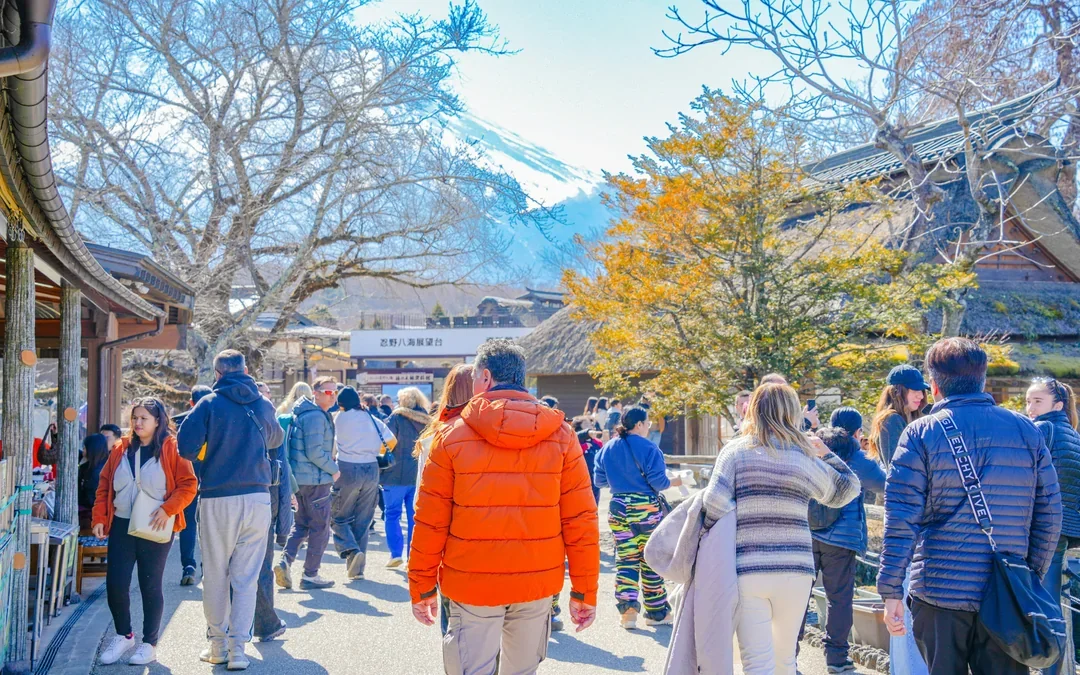 Mount Fuji, Lake Ashi & Big Buddha Day Tour with Native English/Spanish Guide Image 10