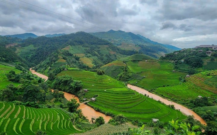 Mu Cang Chai Trekking and H’mong Textile Workshop Tour with Local Guides and Homestay Image 3