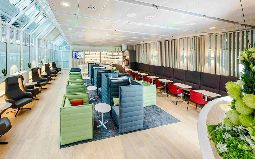 Munich Airport: Airport Lounge Europe at Terminal 1 (Schengen Zone) Image 1