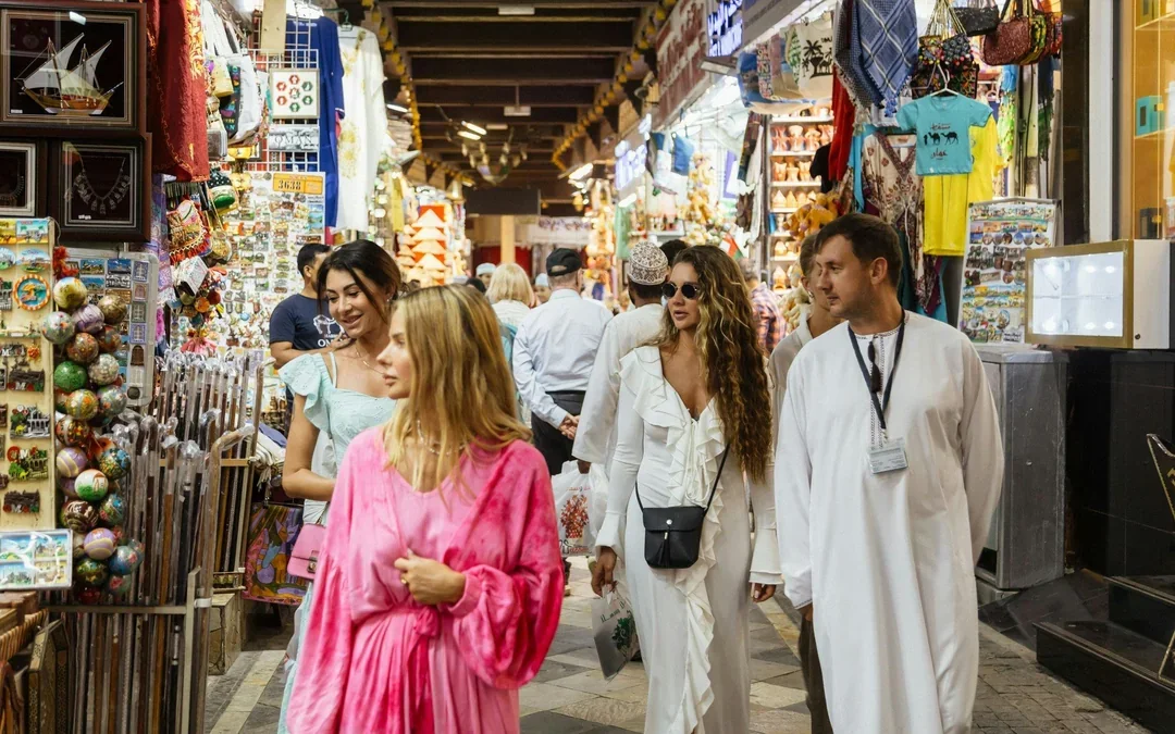 Muscat: Guided Private City Tour with Lunch and Transfers Image 5