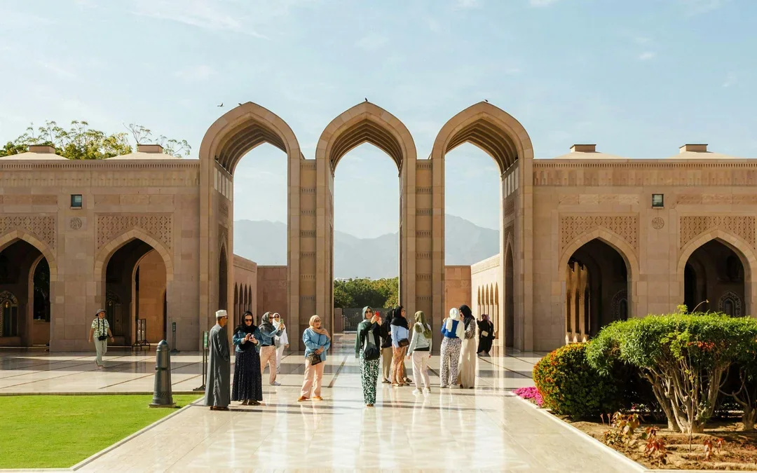 Muscat: Half-Day Guided City Tour with Lunch and Transfers Image 4