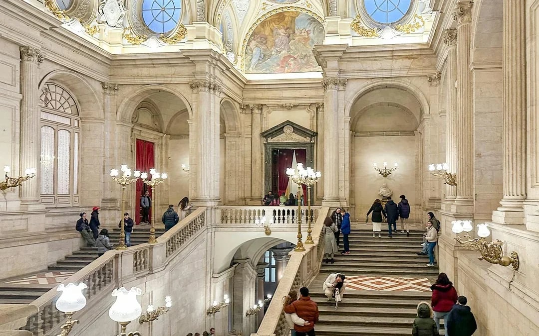 Museo del Prado & Royal Palace of Madrid Skip-the-Line Guided Tour  Image 5