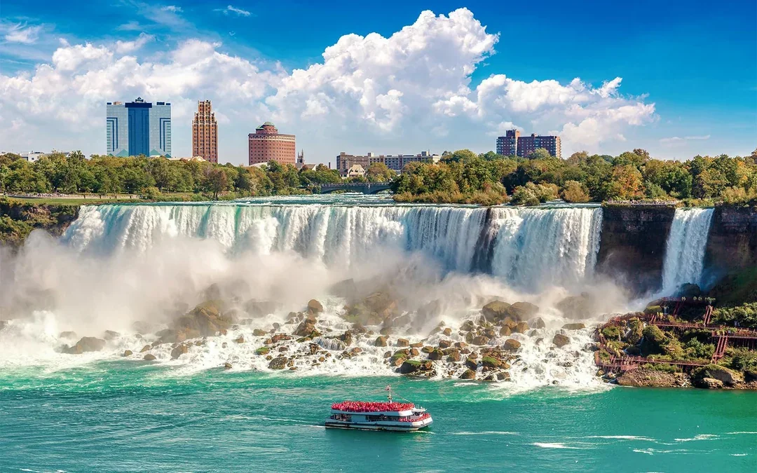 Niagara Falls Canada: Guided Tour with Hornblower Cruise Image 2