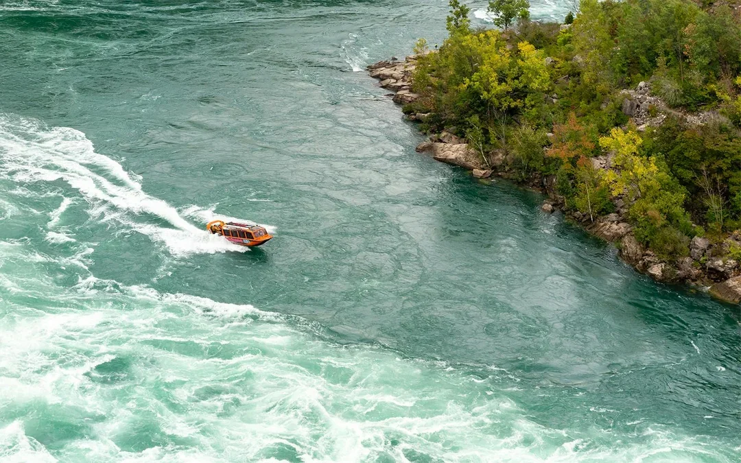 Niagara Falls Canada: Whirlpool Jet Boat Tour on Niagara River Image 11