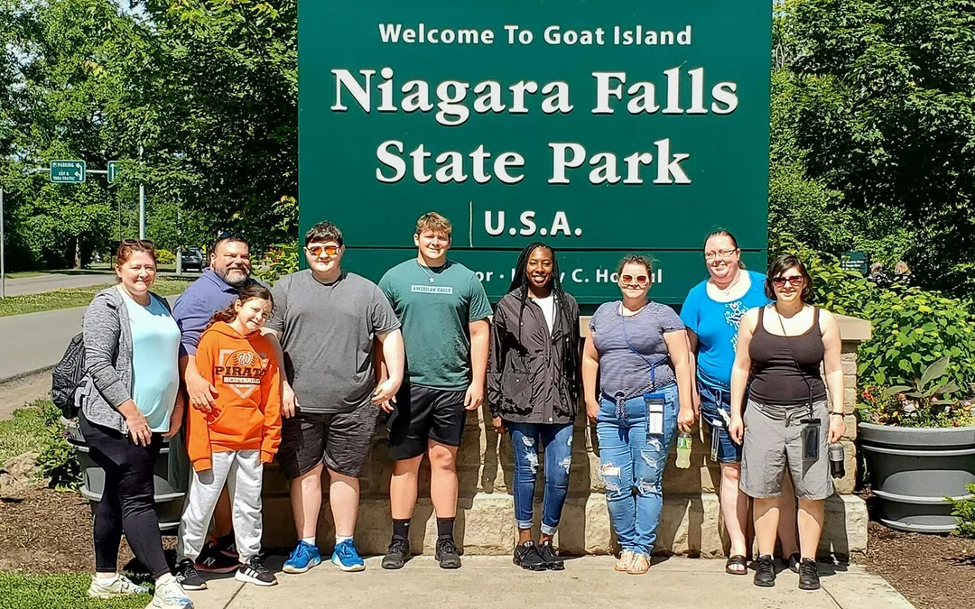 Niagara Falls USA: Guided Tour with Maid of the Mist & Cave of the Winds Image 10