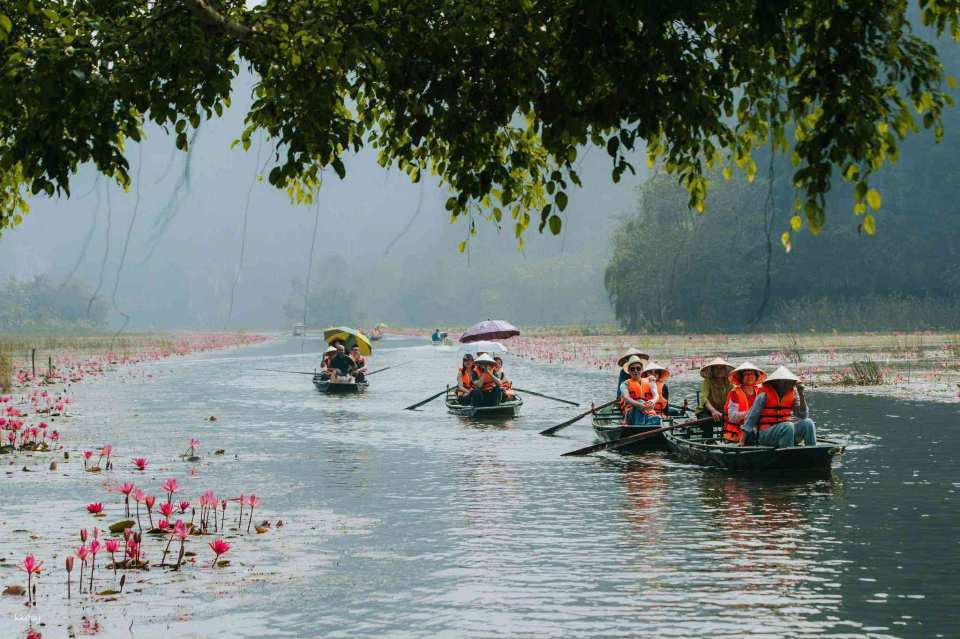 Ninh Binh Day Tour: Hoa Lu - Trang An with Cycling | From Hanoi, Vietnam