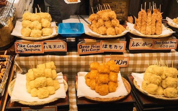 Nishiki Market Food Walking Tour with 7+ Street Food Tastings Image 3