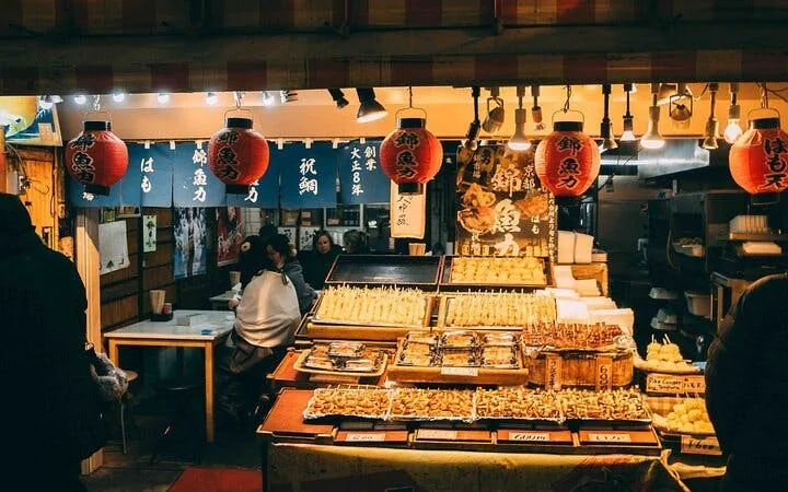 Nishiki Market Food Walking Tour with 7+ Street Food Tastings Image 5