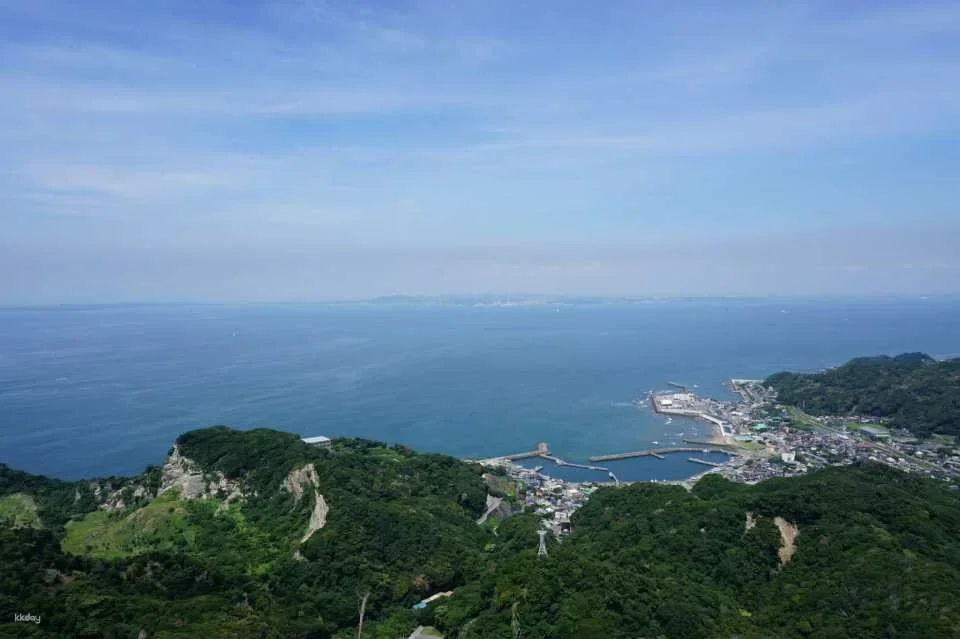 Nokogiriyama Ropeway round-trip ticket reservations (Chiba Prefecture)