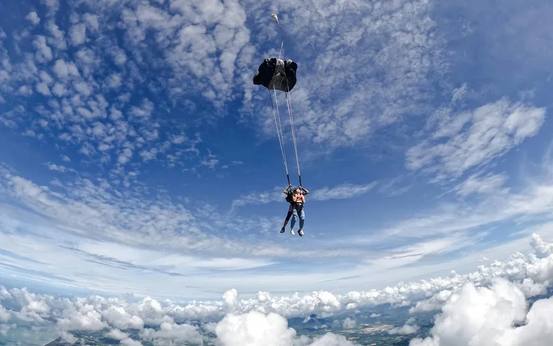 Ocean View Tandem Skydive in Pattaya: 13,000 ft Jump with Hotel Transfers Image 10