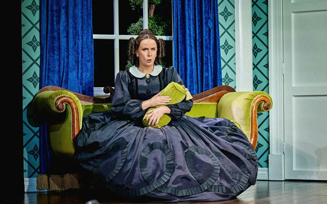Oh, Mary! Image 4