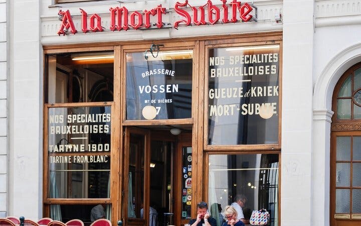 Old Town Brussels, the Secret Beer Recipes: Self-Guided City Exploration Game Image 5