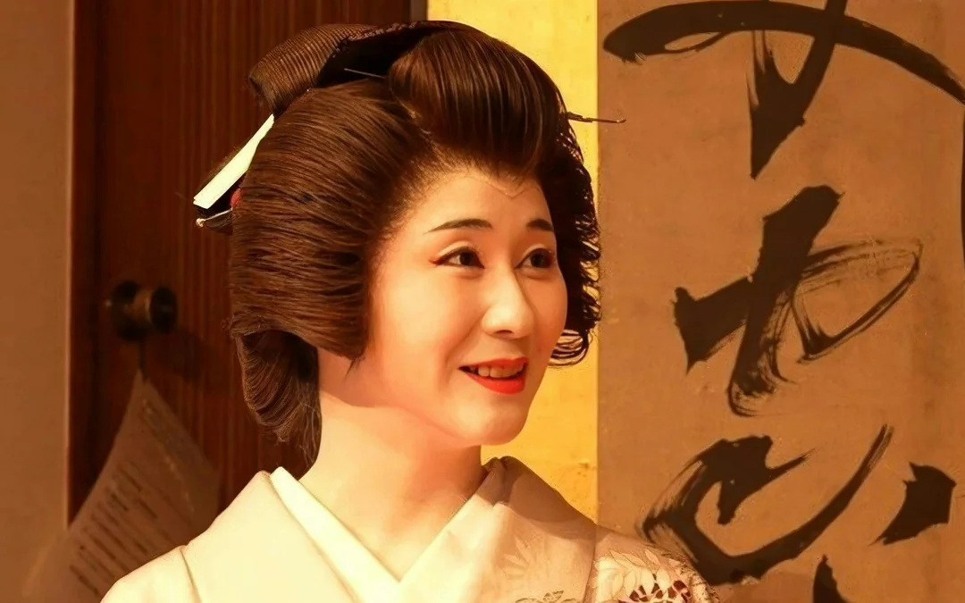One Hour Geisha Show in Asakusa Tokyo Image 8