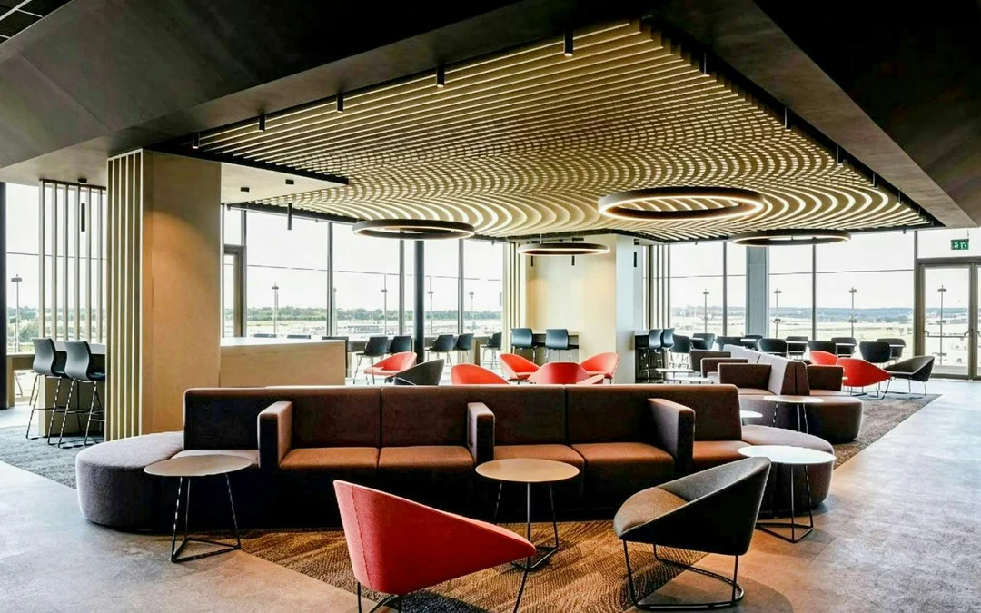 Orly Airport: Primeclass Lounge at Terminal 4 Image 1