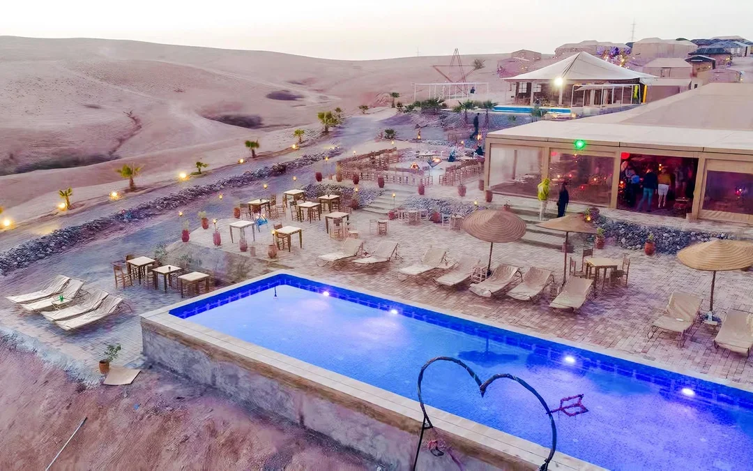 Overnight Agafay Desert Tour with Dinner Show & Pool Access Image 4