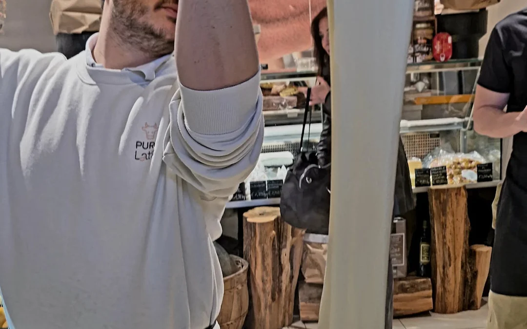 Padova Market to Osteria Food Tour: 10+ tasters & Wine Image 1