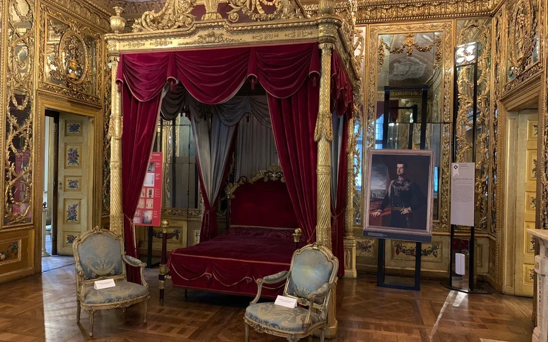 Palazzo Carignano, one of the most original constructions of Image 1