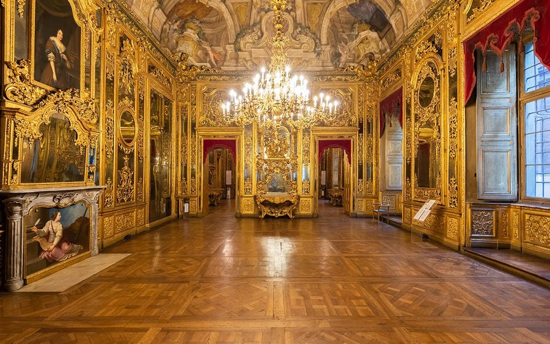Palazzo Carignano, one of the most original constructions of Image 3