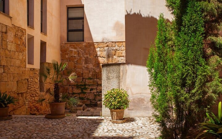 Palma de Mallorca Self-Guided Walking Tour on Mobile App Image 1