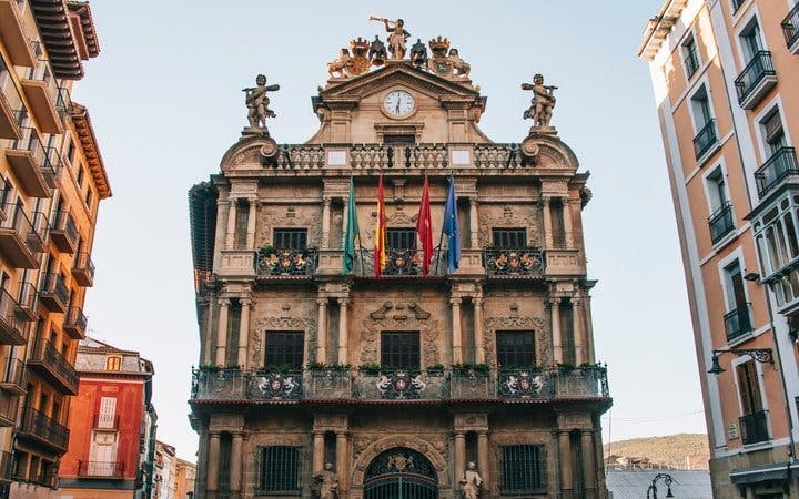 Pamplona Self-Guided Walking Tour on Mobile App Image 8