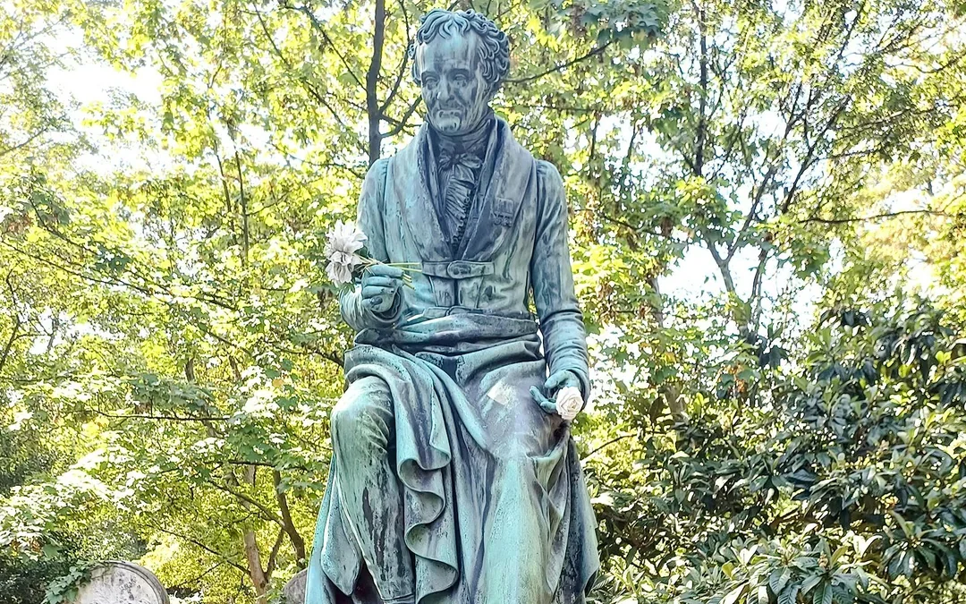 Pere Lachaise Cemetery Escape Game: Who Killed Victor? Image 4