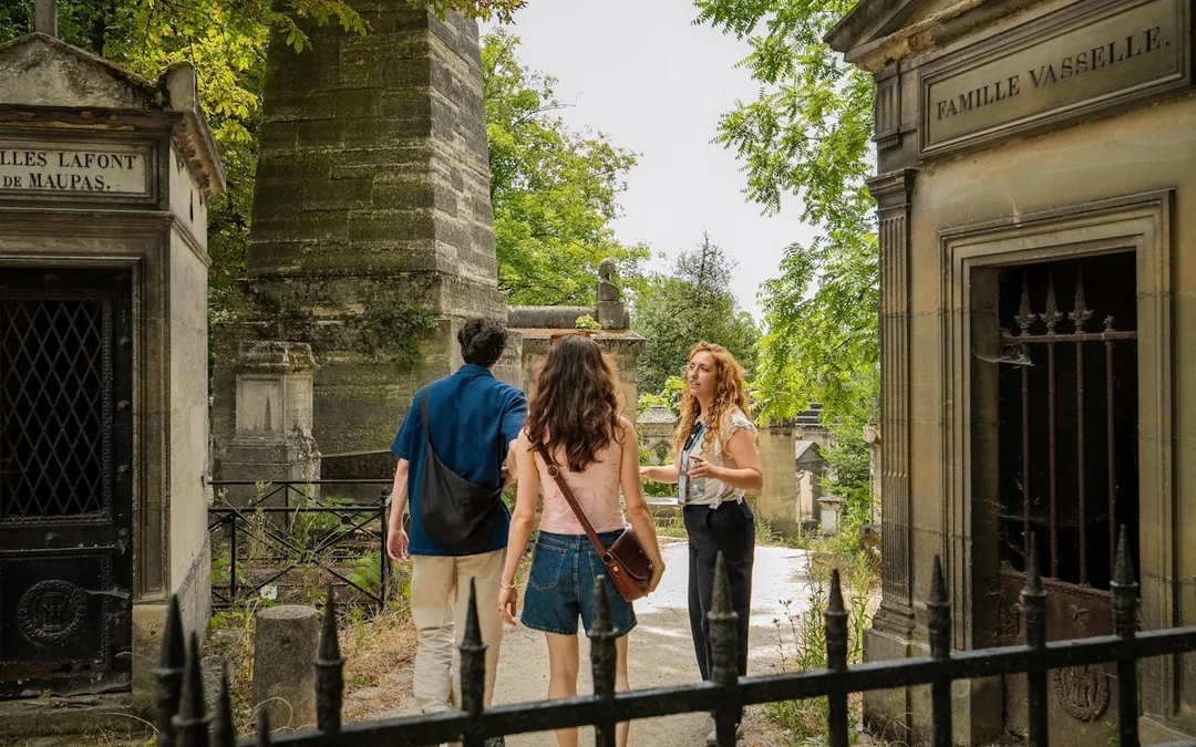 Père Lachaise Cemetery Guided Walking Tour Image 2