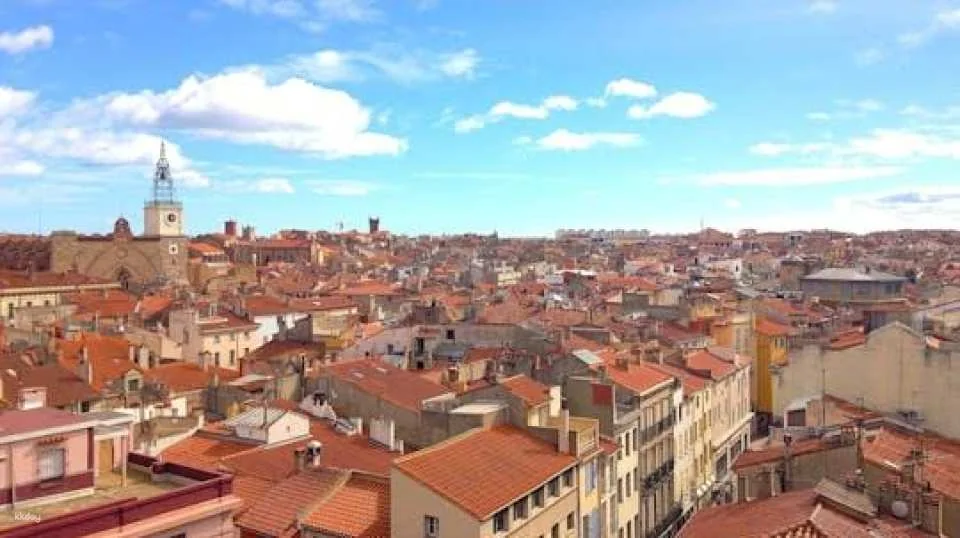 Perpignan city highlights walking tour with a local guide