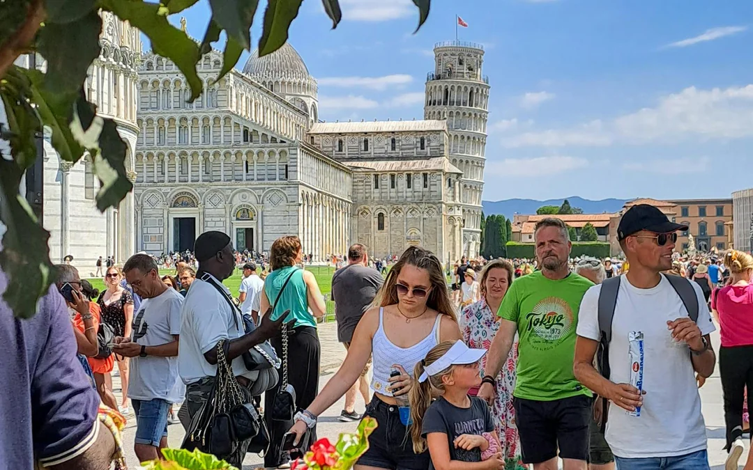 Pisa Walking Tour with Cathedral & Leaning Tower Tickets Image 2