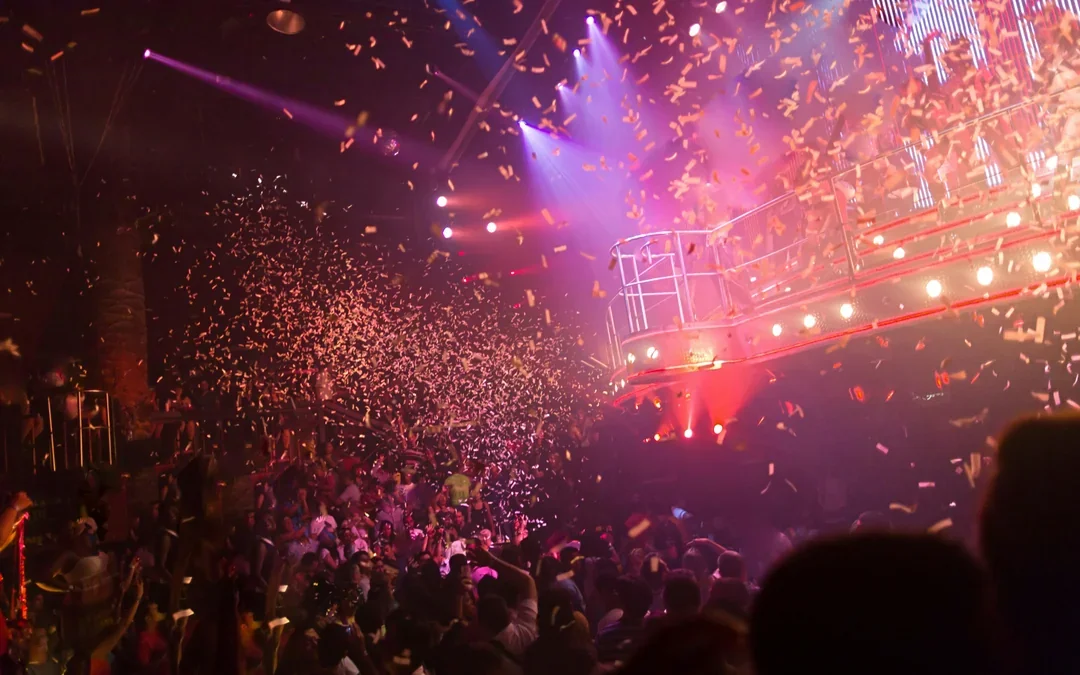 Playa del Carmen: Coco Bongo Show & Disco Tickets Image 2