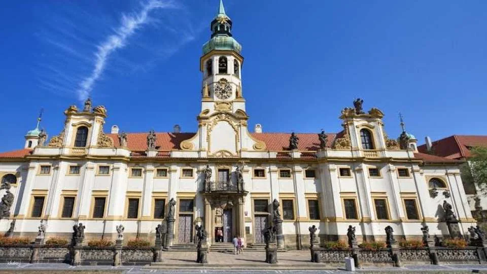 Prague audio guide with TravelMate app