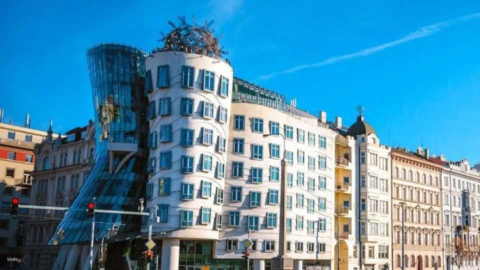 Prague audio guide with TravelMate app