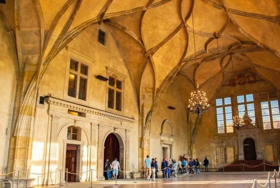 Prague Castle tickets with online guide on your smartphone