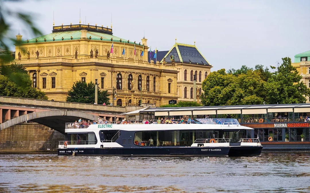 Prague Evening River Cruise with Prosecco Image 11