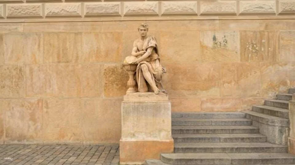 Prague National Museum Ticket and Online City Tour Audio Guide