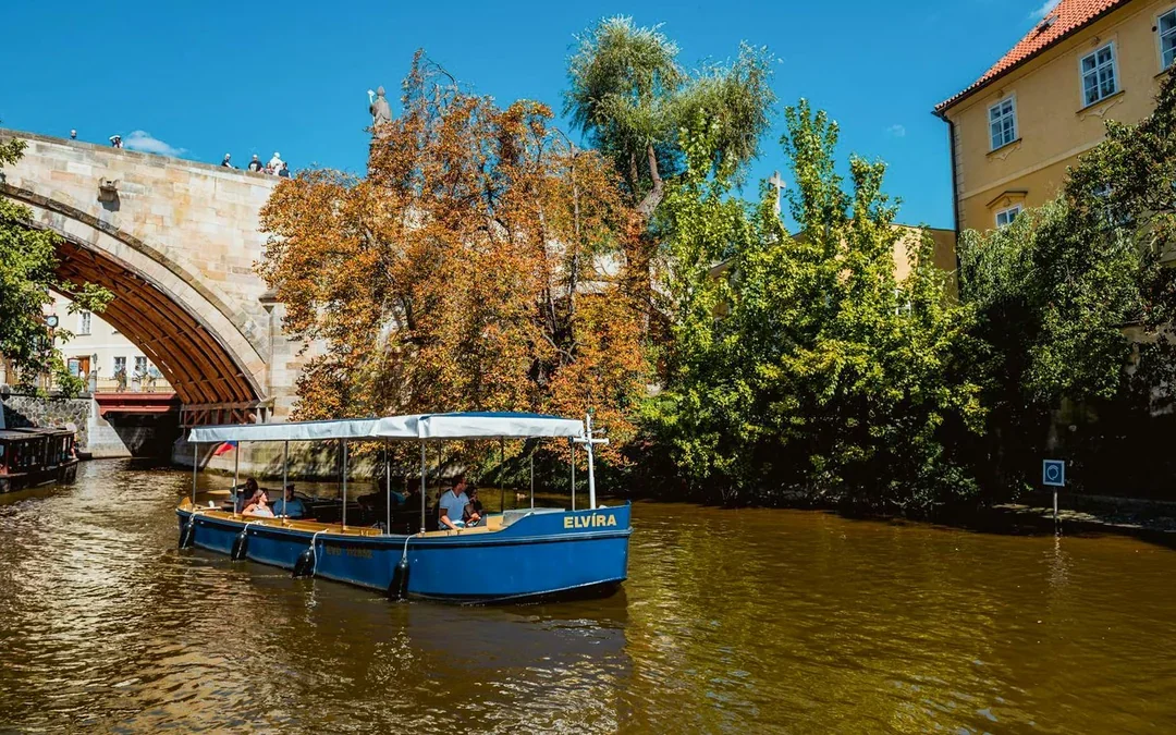 Prague Sightseeing Boat Cruise to Devil's Channel Image 5