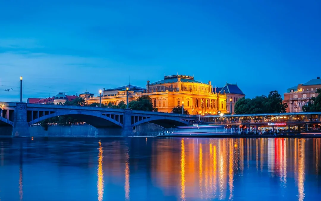Prague Sightseeing Cruise on a Historic 1927 Passenger Boat with Drinks and Snacks Image 8