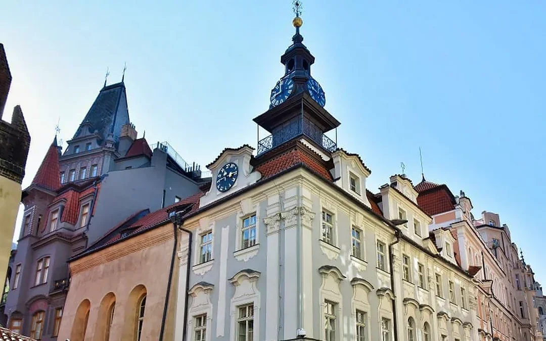 Prague Skip-the-Line Combo Ticket: Prague Castle, Jewish Town & Astronomical Clock Image 6