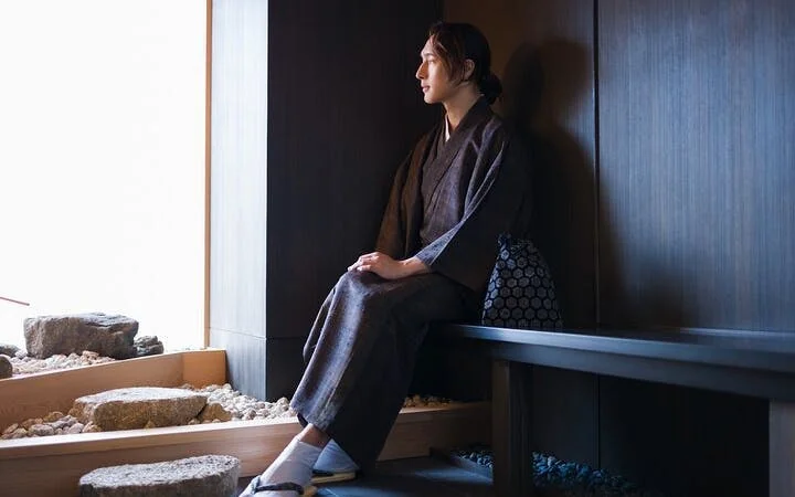 Premium Silk Kimono Rental and Dressing at Shinjuku Gyoen National Garden Image 3