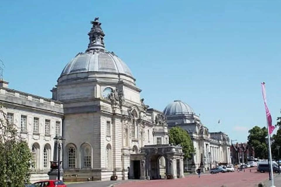 Private day tour of Cardiff with St Fagans Museum, Cardiff Castle and Cardiff Bay