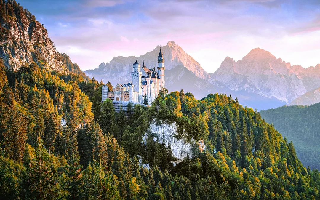 Private Guided Tour of Neuschwanstein & Linderhof Castle Grounds from Munich Image 5