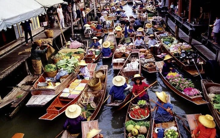 Private: Maeklong Railway Market and Ayutthaya Full Day Tour Image 9