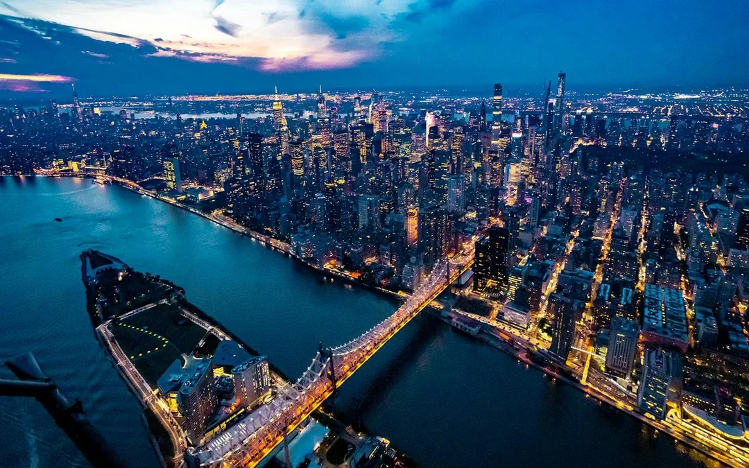 Private NYC Helicopter Tour from Westchester for 2-6 People Image 9