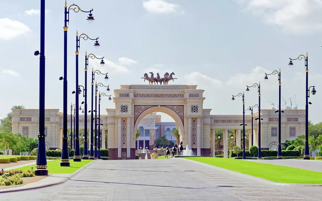 Private Sightseeing Tour of Dubai with Hotel Transfers Image 2
