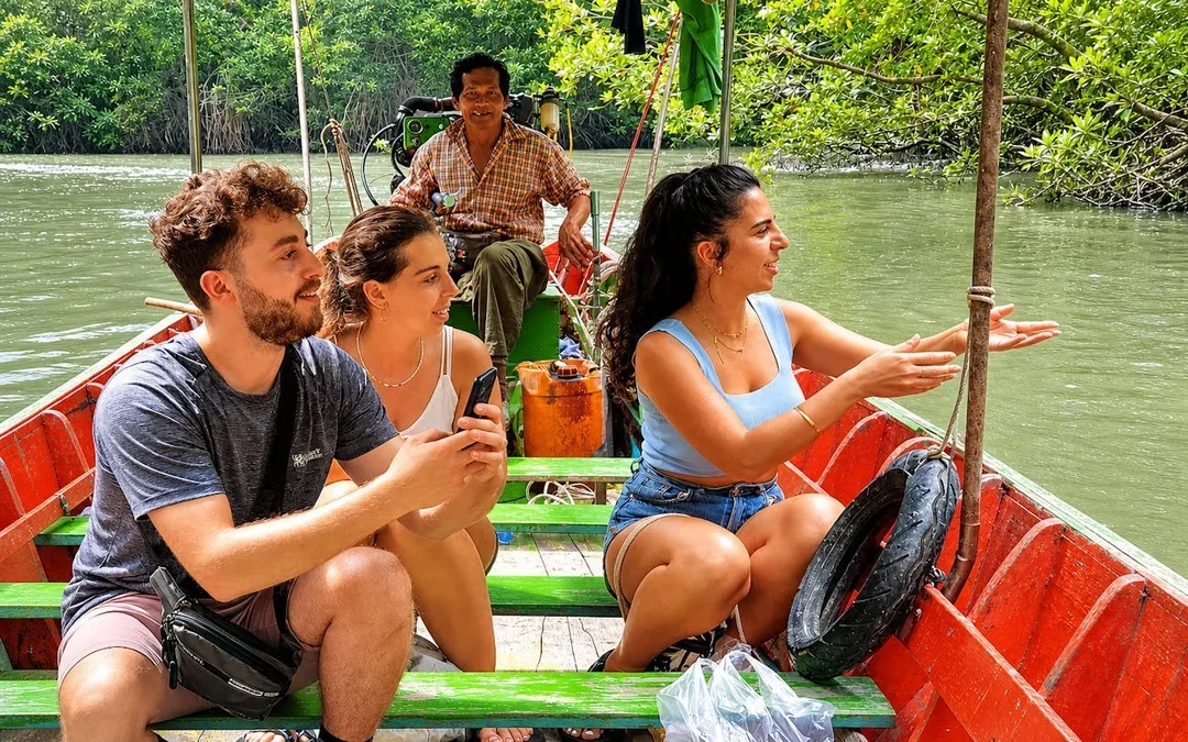 Private Tour: Amphawa Floating Market, Monkey Feeding & Trai Image 7