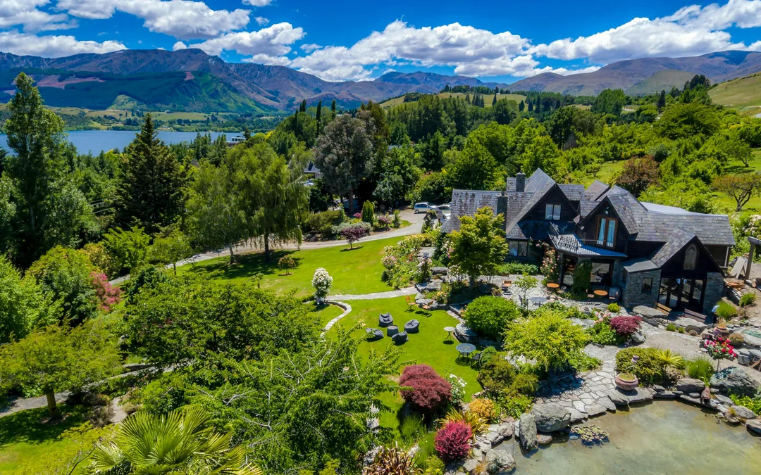 Queenstown Small Group Wine Tour Image 3