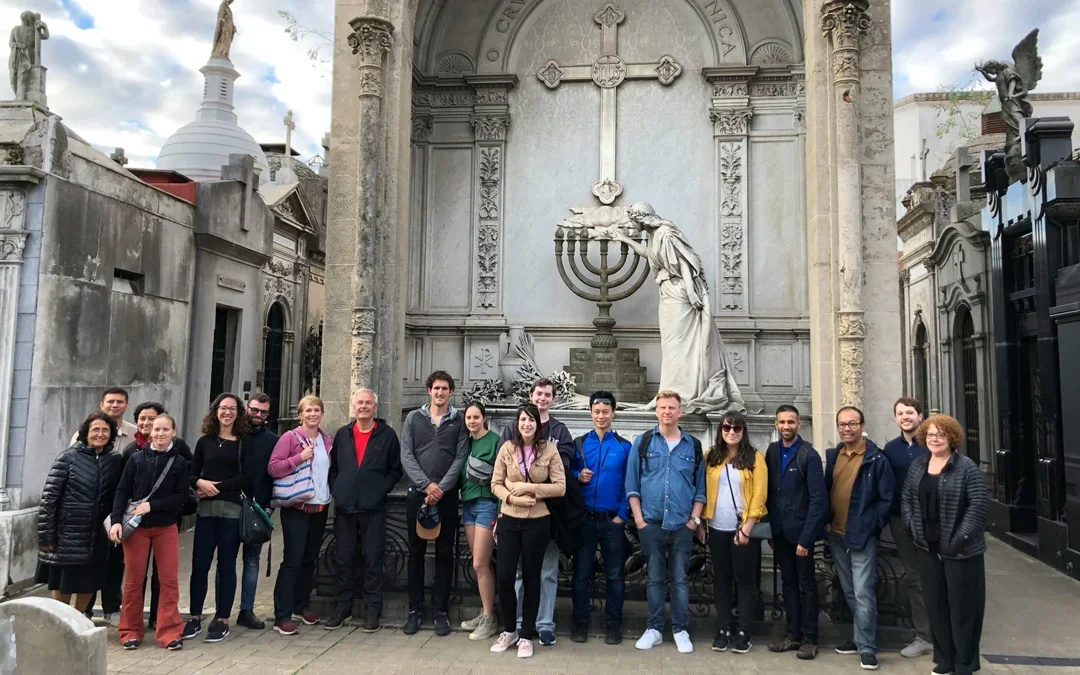 Recoleta Cemetery Tour Image 8