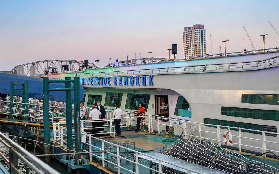 Riverside Carnival Dinner Cruise with DJ and Cabaret Image 3