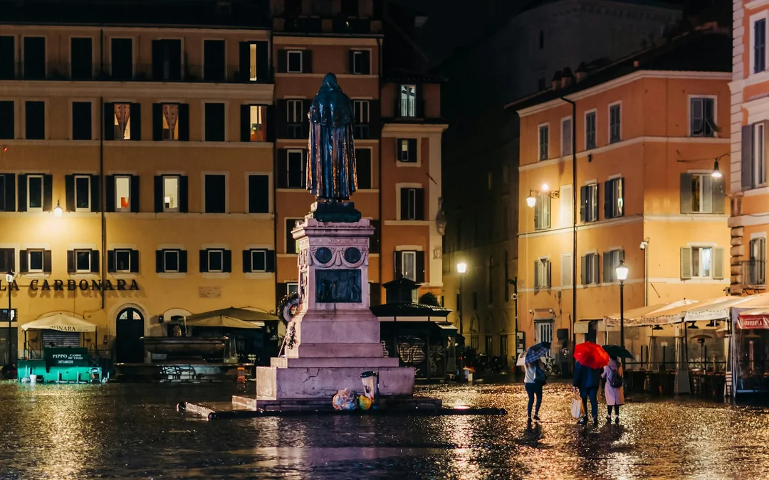 Rome Night Ghosts and Mysteries Small-Group Walking Tour with Dowsing Rods Image 3