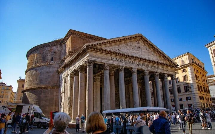Rome Walking Tour of St. Peter’s Square, Castel Sant’Angelo, Pantheon Image 5