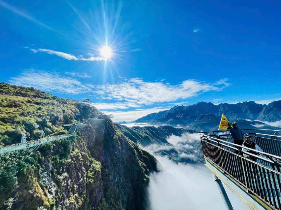 Rong May Glass Bridge in Sapa Admission Ticket | Vietnam